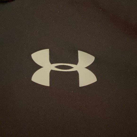 Boys Under Armour jacket - Picture 2 of 5